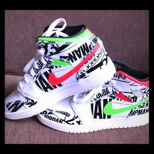 Air Jordan 1 Mid “Over-Print Logos”